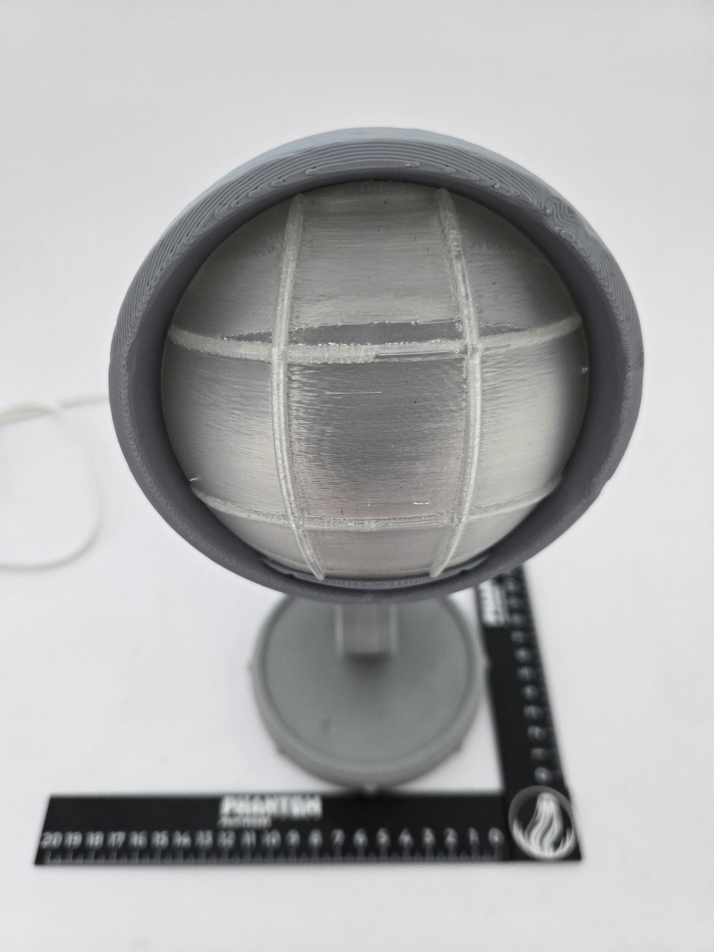 3D Printed Spotlight Table Lamp