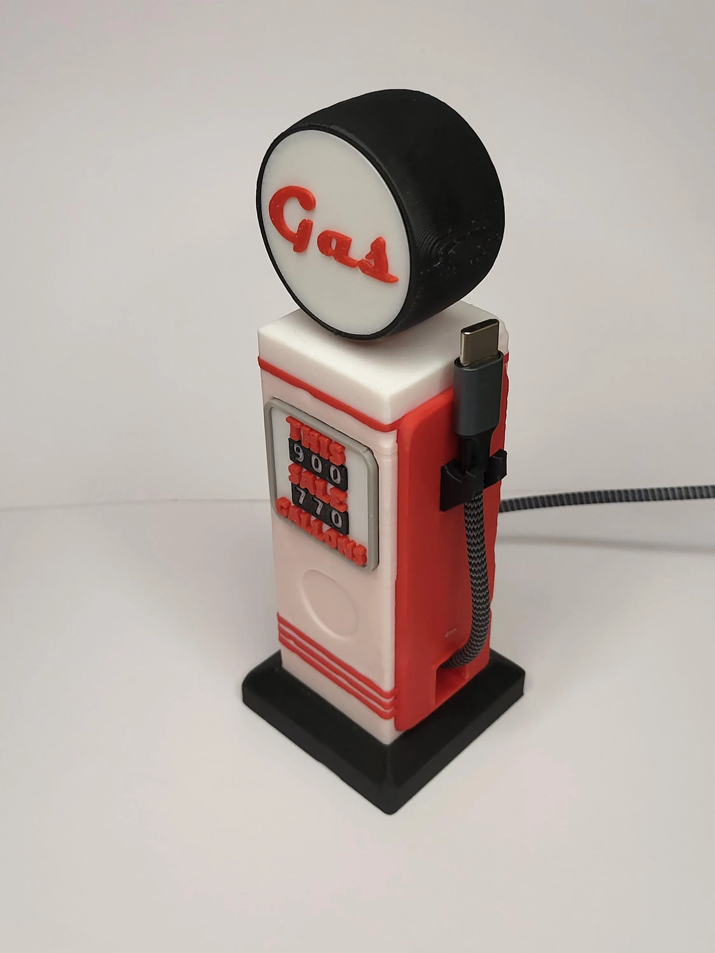 3D Printed Retro Gas Pump Cable Holder