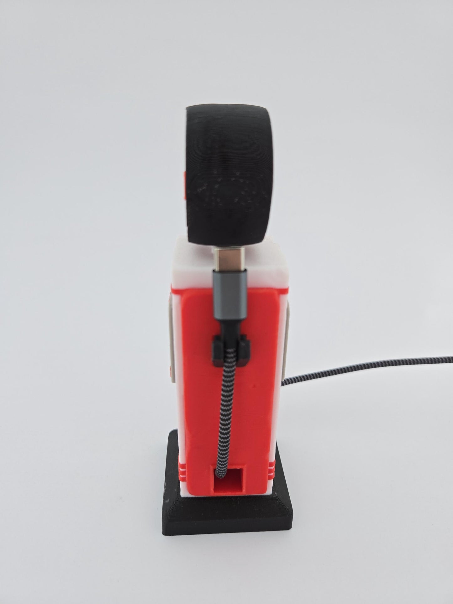 3D Printed Retro Gas Pump Cable Holder
