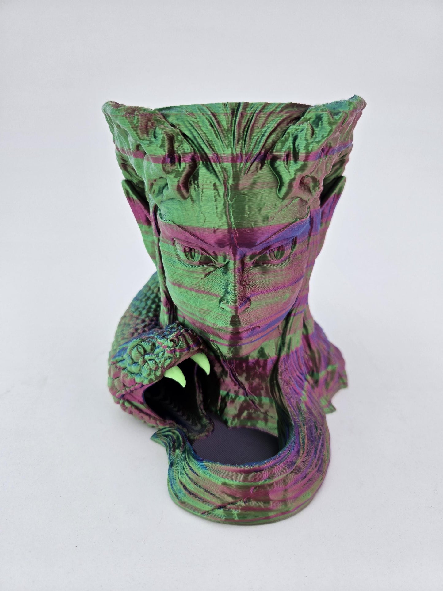 3D Printed Tri-Colour Snake Dice Tower