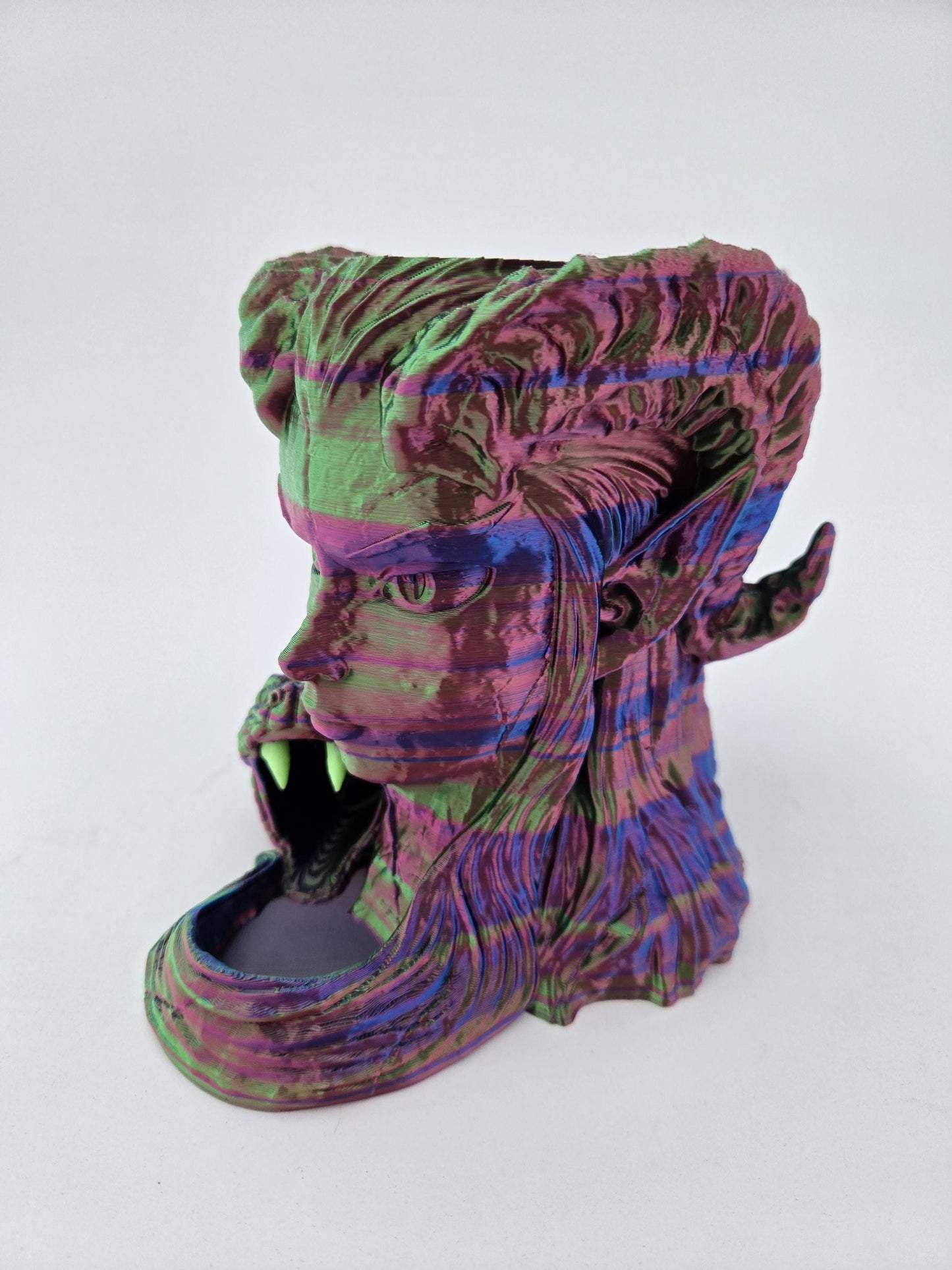 3D Printed Tri-Colour Snake Dice Tower
