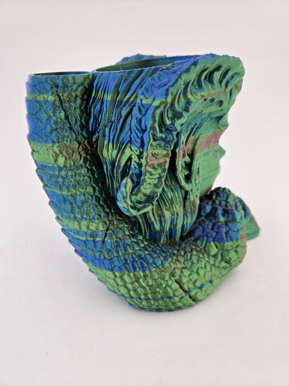 3D Printed Tri-Colour Snake Dice Tower