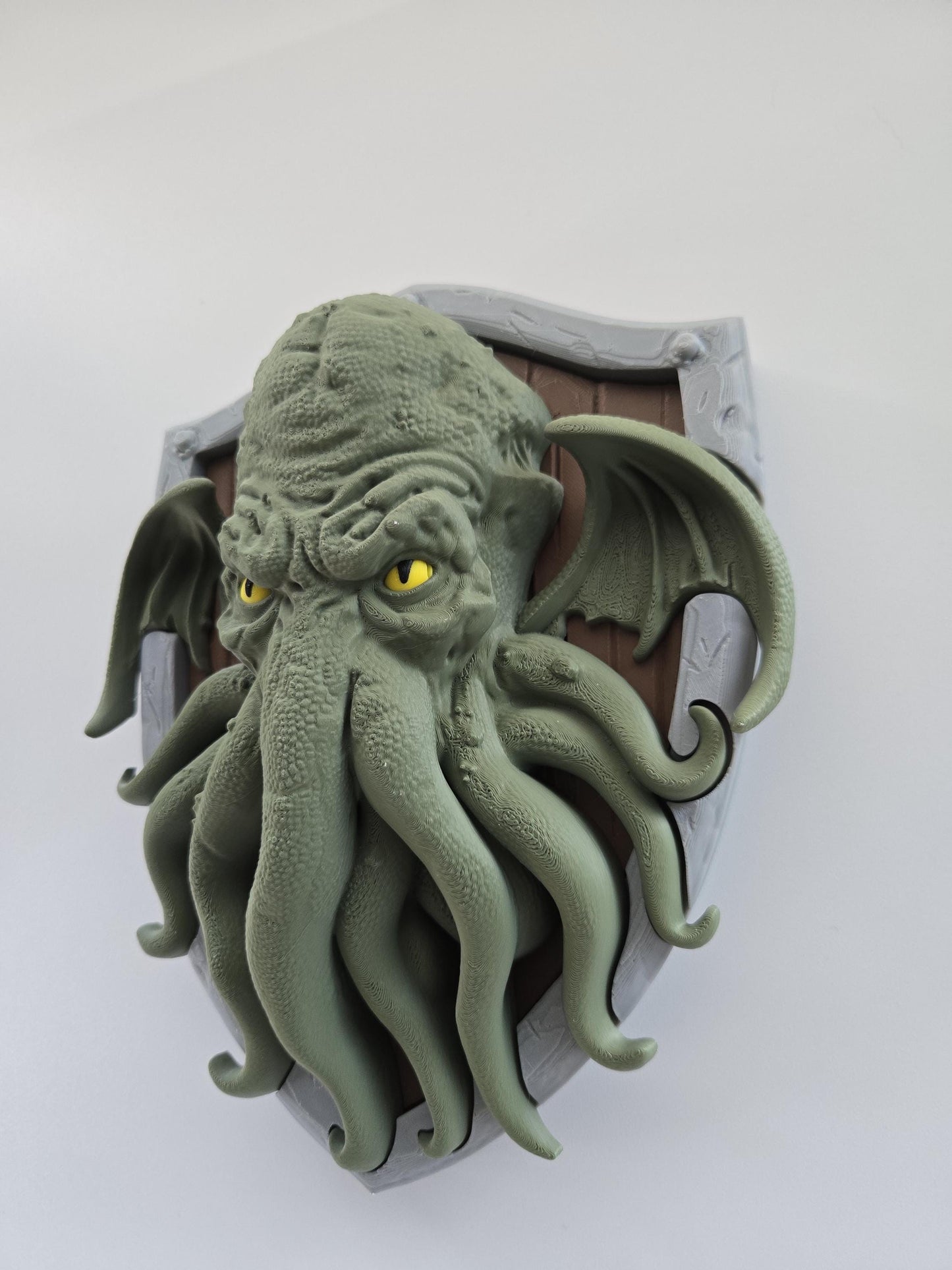 Cthulhu Head with Shield Wall Decor