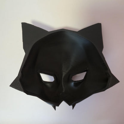 Low Poly Cat Mask